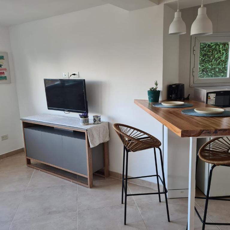Monoambiente cálido frente a playa bonita - Apartamento de 1 dormitorio - 7