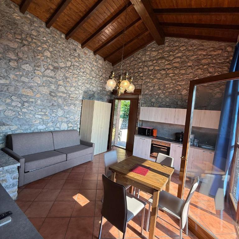 Residence Val Di Monte - Appartamento con Vista Giardino - 8