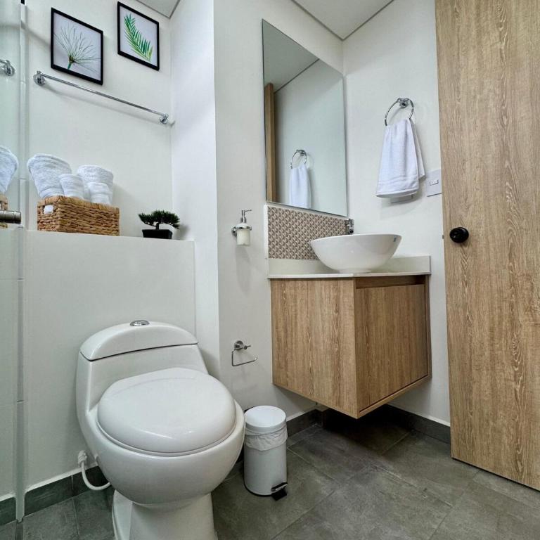 Apartaestudio con balcón en zona top - Apartamento de 1 dormitorio - 7