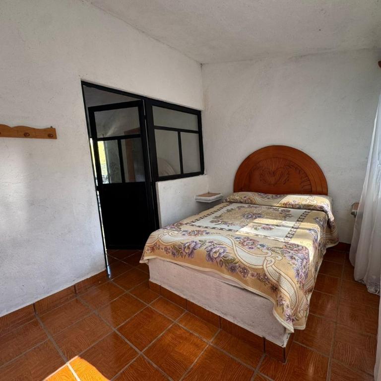 Habitaciones las cascadas - Habitación Familiar - 1