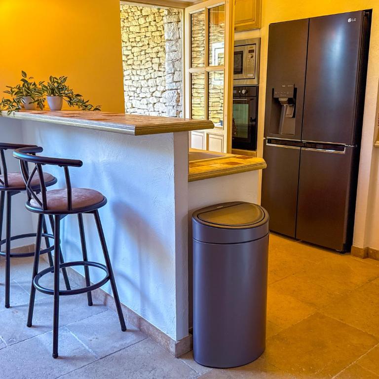 Villa de vacances à Gordes avec piscine partagée, La Bastide de Léa - Haus mit 3 Schlafzimmern - 6