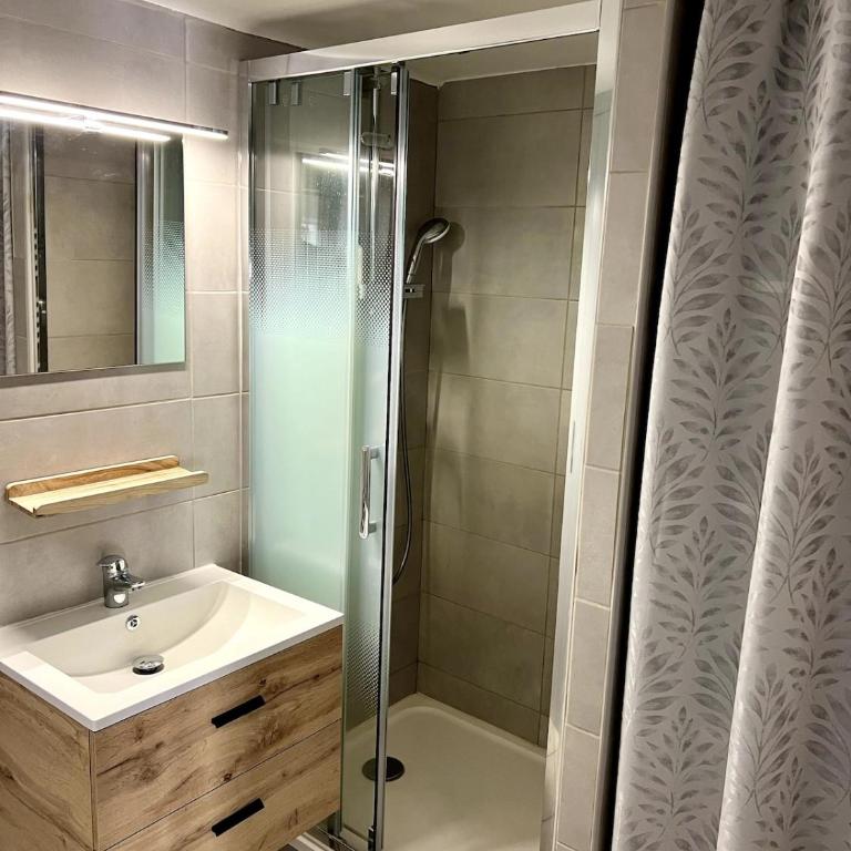 Cozy apartement near the beach with with Aircon - Appartement 1 Chambre - 2