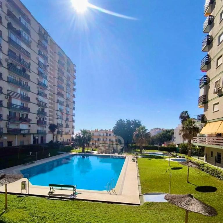 Newly renovated beach studio - One-Bedroom Apartment - 15