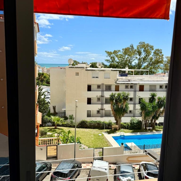 Newly renovated beach studio - One-Bedroom Apartment - 19
