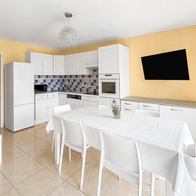 T2, Calme & lumineux, au bout du jardin, la plage! - Apartment mit 1 Schlafzimmer - 12