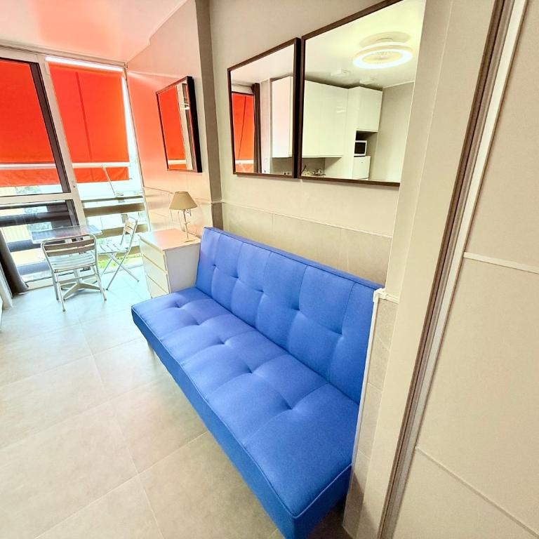 Newly renovated beach studio - One-Bedroom Apartment - 26
