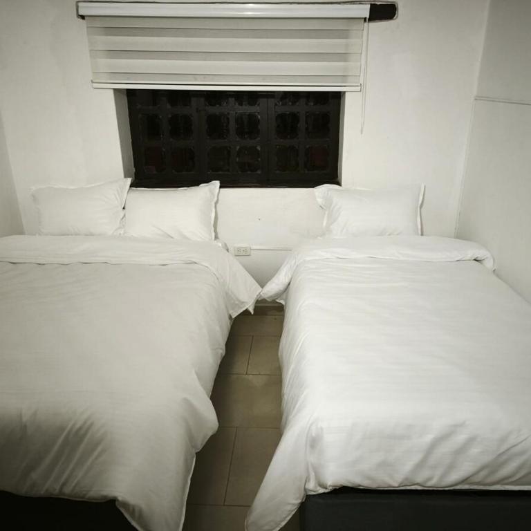 Peppos aparthotel - Three-Bedroom Apartment - 6