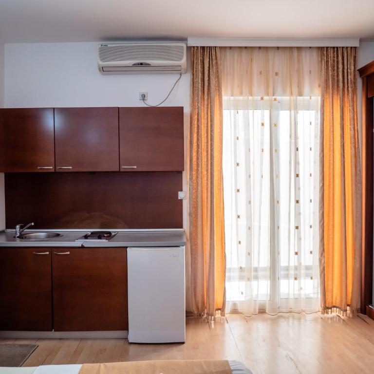 Apartments Bonita - Klasična Četvorokrevetna Soba - 2