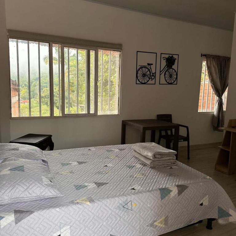 Apartaestudios Santa Ana - One-Bedroom Apartment with View - 10