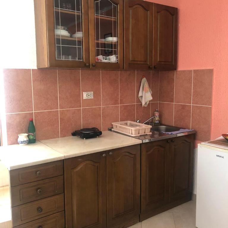 Apartmani Marina Sutomore - Apartman sa 1 Spavaćom Sobom - 1
