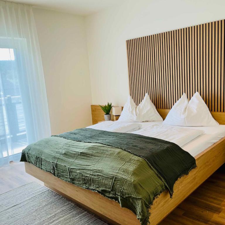 SEENZeit Apartments - Apartment mit 1 Schlafzimmer, Balkon und Aussicht auf das Wasser - 3