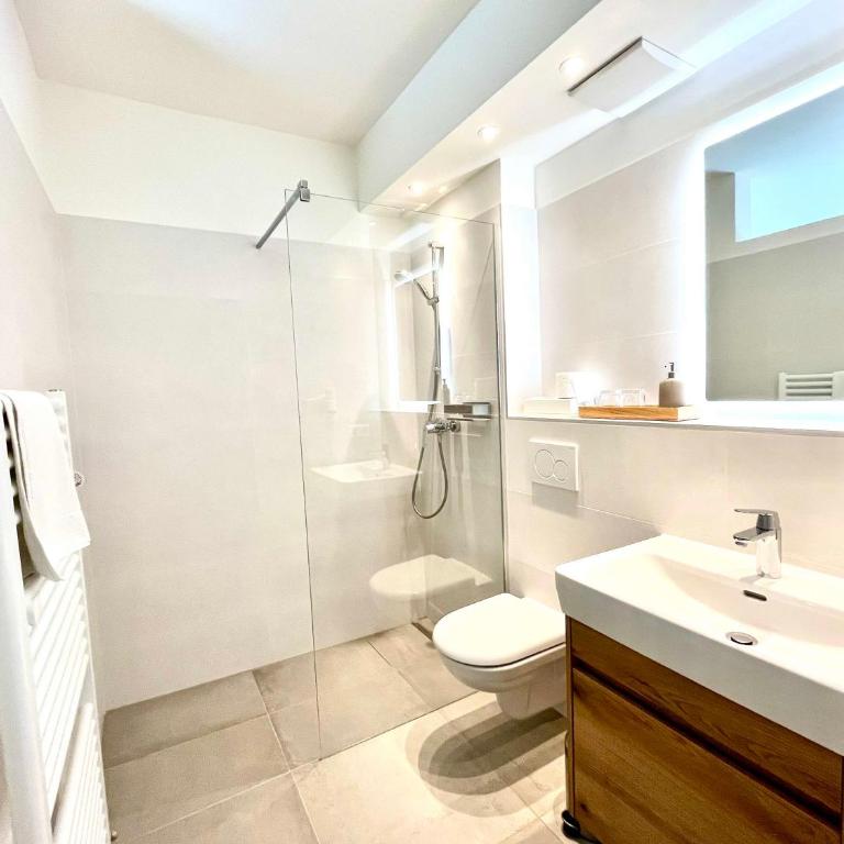 SEENZeit Apartments - Apartment mit 1 Schlafzimmer, Balkon und Aussicht auf das Wasser - 7