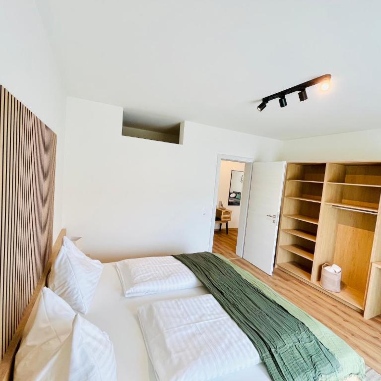 SEENZeit Apartments - Apartment mit 1 Schlafzimmer, Balkon und Aussicht auf das Wasser - 8