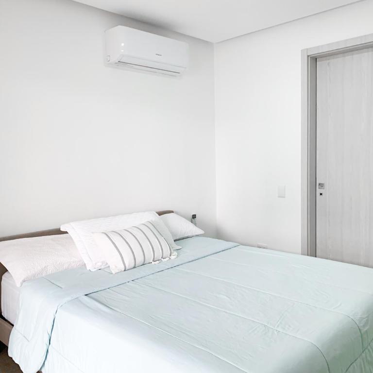Suites empresariales cerca de Omni Hospital, Solaris , Mall del Sol, Guayaquil - Suite with City View - 2
