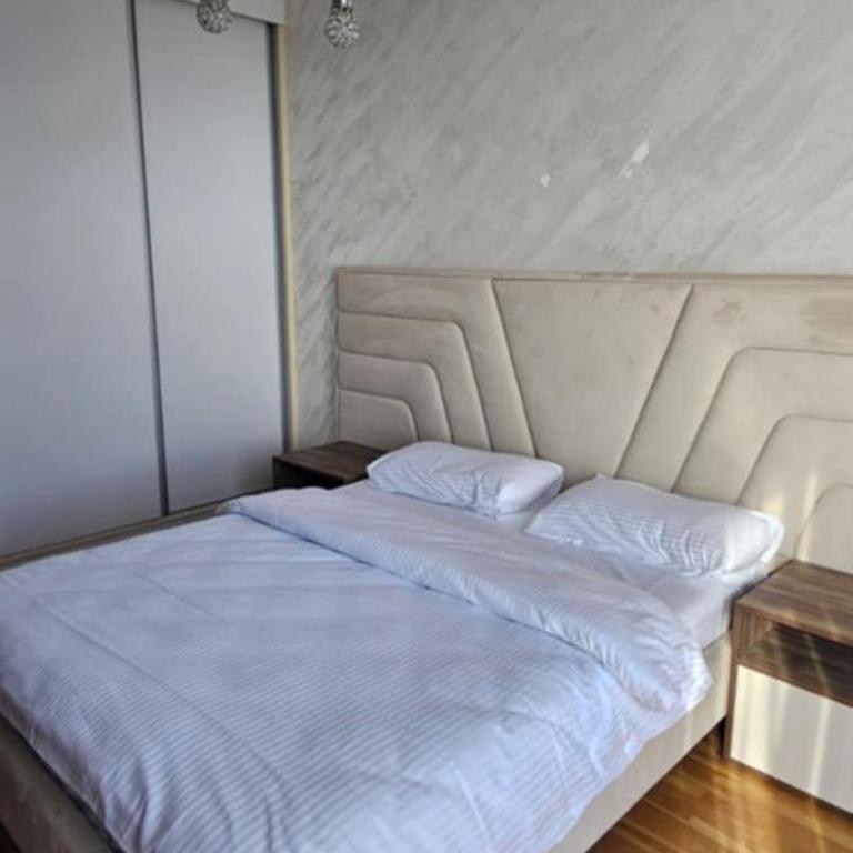 Bruno ApartHotel - One-Bedroom Apartment - 6