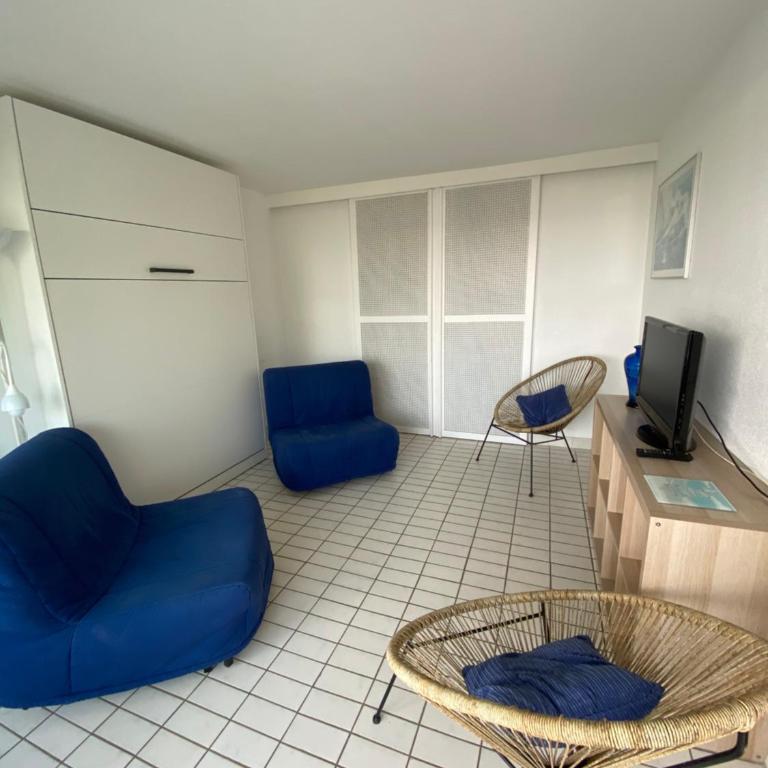 Appartement à la Grande Motte à 50m de la plage - Studio with Balcony - 8