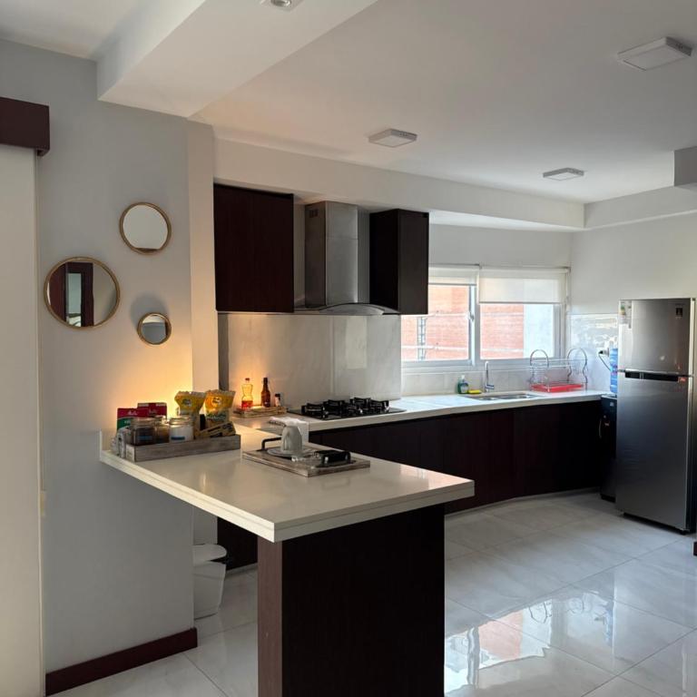 Lujoso y Amplio Departamento - Two-Bedroom Apartment - 24