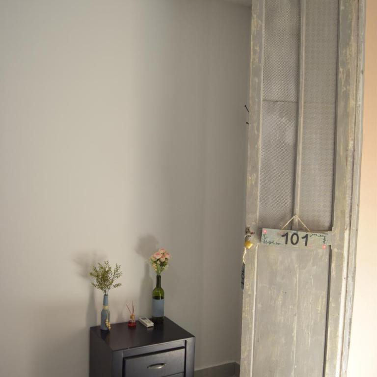 Juanis' House - Habitación Doble - 1 o 2 camas - 16