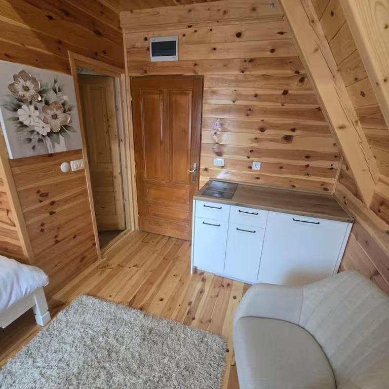 Old Story Chalets - Studio Brvnara - 10