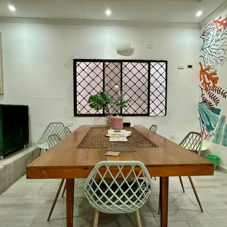 Spectacular house a few blocks from the beach - Casa de 5 dormitorios - 11