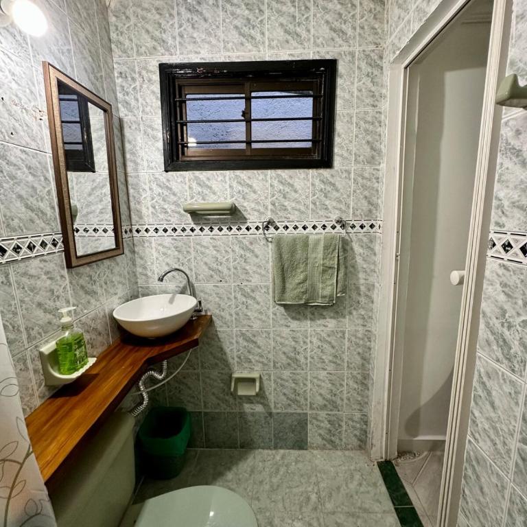 Spectacular house a few blocks from the beach - Casa de 5 dormitorios - 43