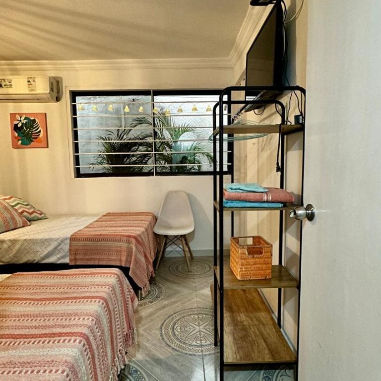 Spectacular house a few blocks from the beach - Casa de 5 dormitorios - 60