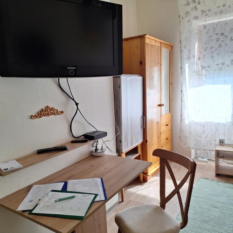 Haus Hoogendam - Camera Singola con Doccia e Servizi Igienici in Comune - 1