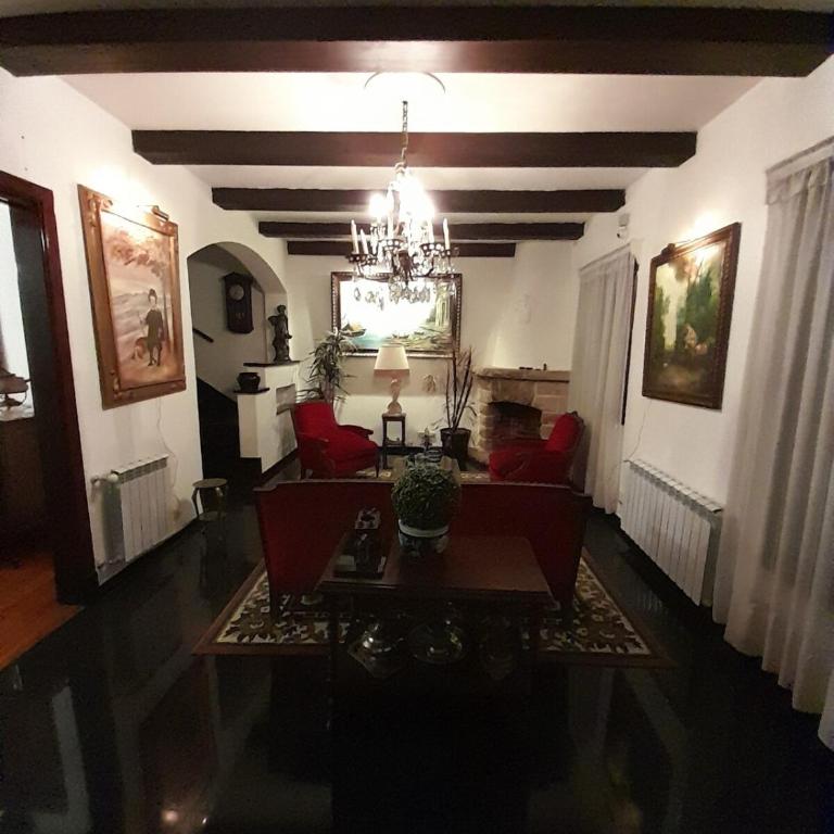 Amplio chalet de estilo - Casa de 4 dormitorios - 3