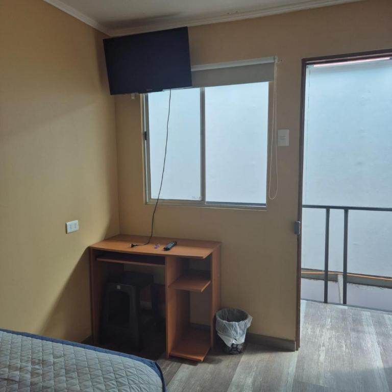 Hostal Iria - Habitación Individual con baño compartido - 9