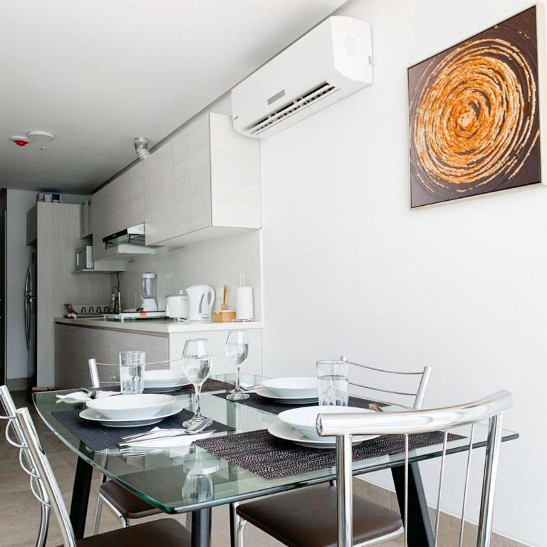 Suites empresariales cerca de Omni Hospital, Solaris , Mall del Sol, Guayaquil - Suite with City View - 3