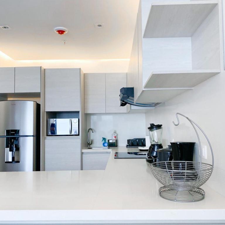 Suites empresariales cerca de Omni Hospital, Solaris , Mall del Sol, Guayaquil - Suite with City View - 7