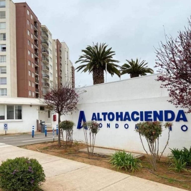 Mi departamento - Three-Bedroom Apartment - 12