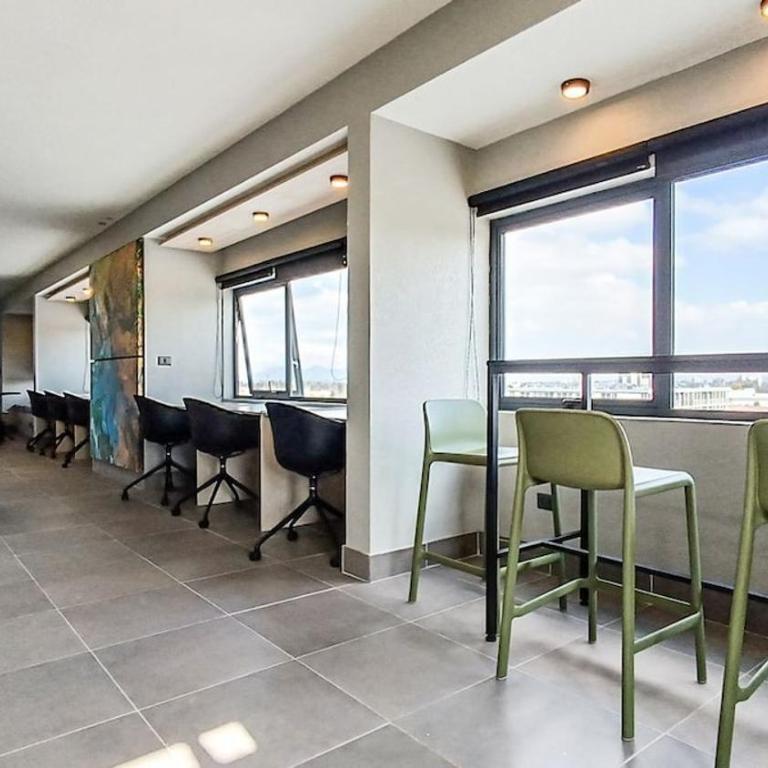 Alojamiento a pasos de Movistar Arenas, Universisdad de Chile y Parque O Higgins - One-Bedroom Apartment - 16