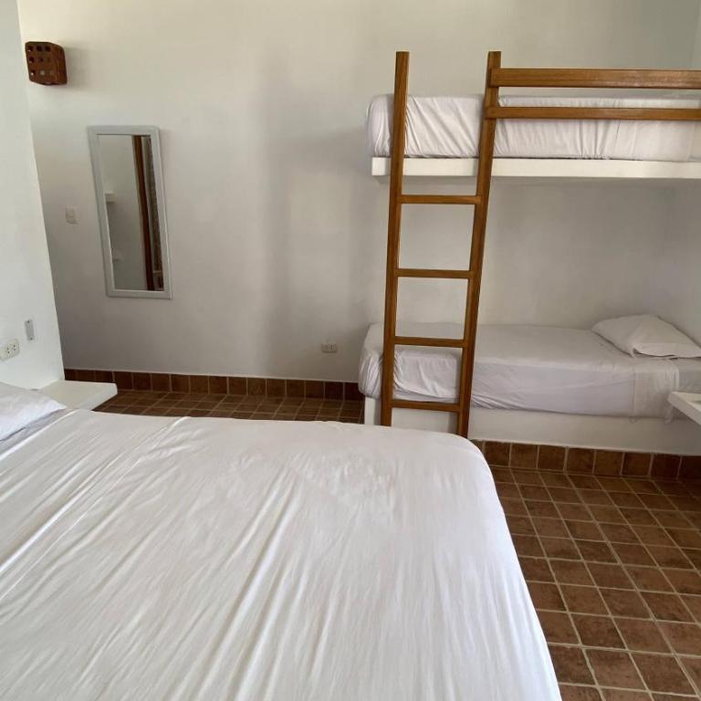 Hotel Casa Vichayo - Quadruple Room with Terrace - 6