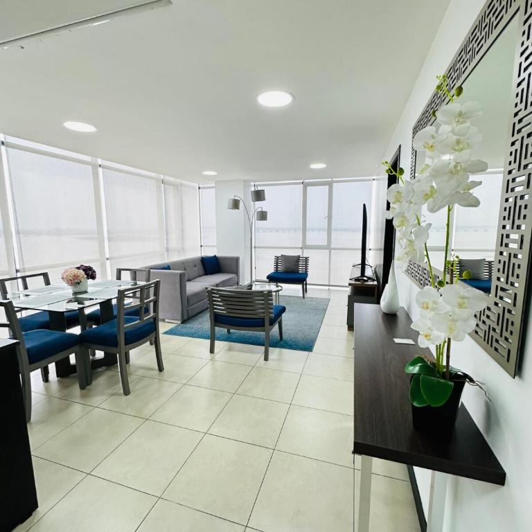 Luxury penthouse - Puerto Santa Ana - Guayaquil - One-Bedroom Apartment - 14