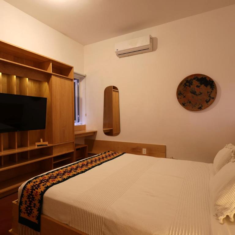 Hotel Ayook - Habitación con cama grande - 2