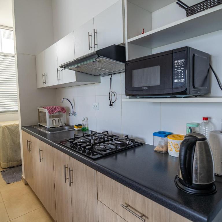 Comfortable Appartment with Free Parking - Apartamento de 3 dormitorios - 24