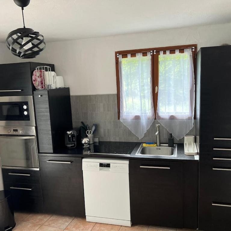 Maison à 20minutes de Nice - Villa 1 Chambre - 16