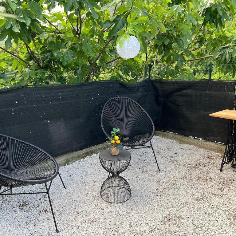 Maison à 20minutes de Nice - Villa 1 Chambre - 24