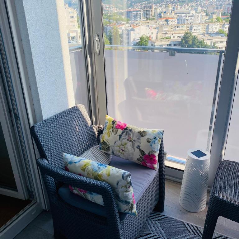 Sunset Suite with garage - One-Bedroom Apartment - 27