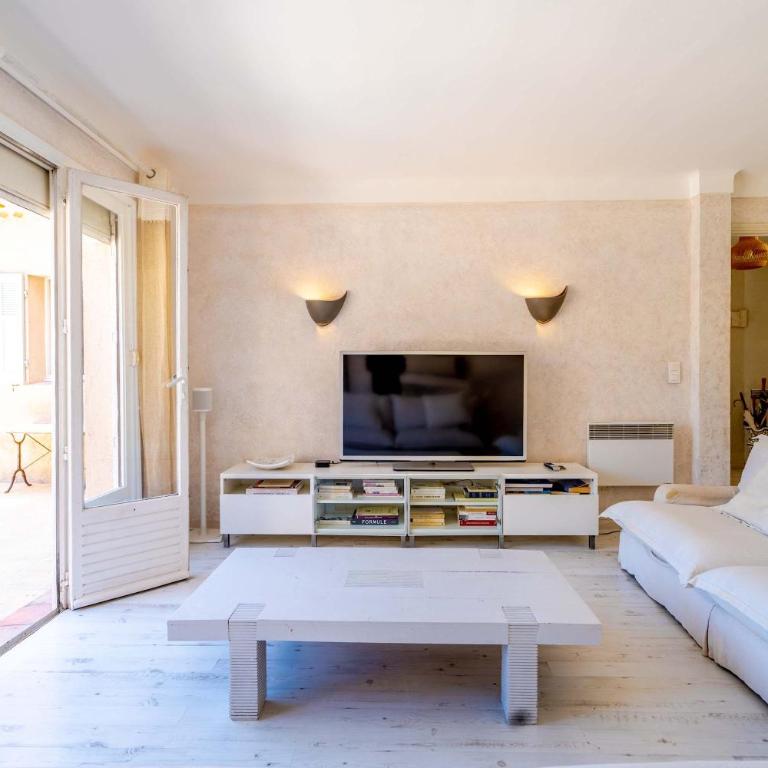 Villa La Perle l Pool & Terrace l Shellter Rentals - Villa - 10