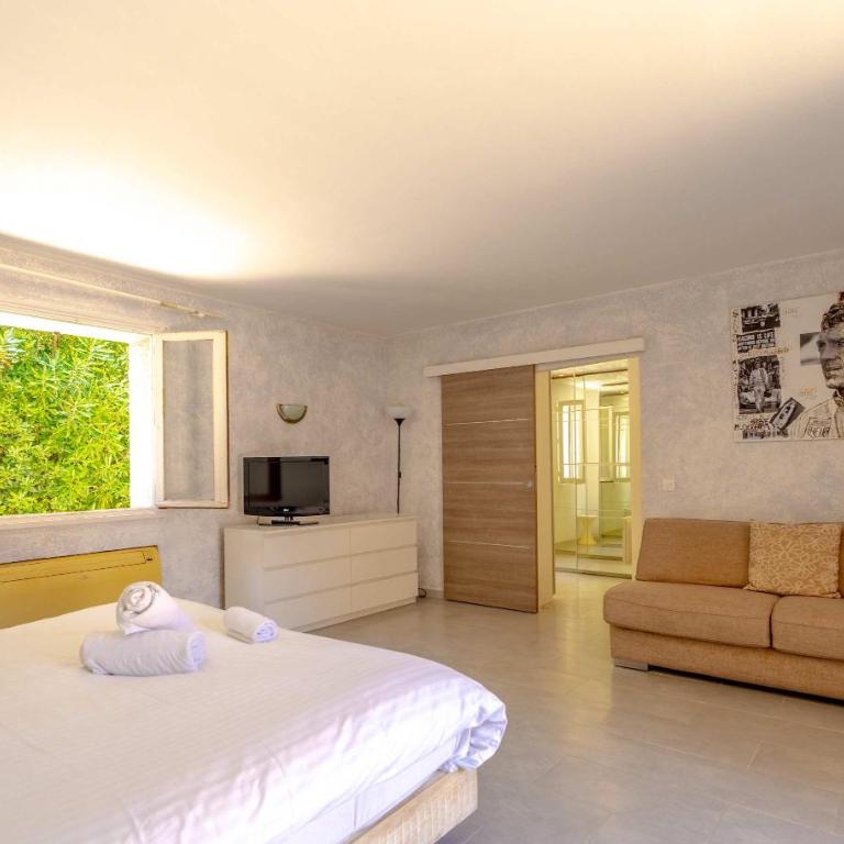 Villa La Perle l Pool & Terrace l Shellter Rentals - Villa - 13