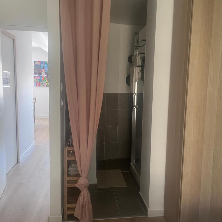 Aix centre - Appartement Cosy avec Terrasse et Clim - Appartamento con 1 Camera da Letto - 4