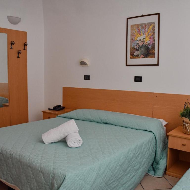 Hotel Le Palme - Camera Tripla - 2