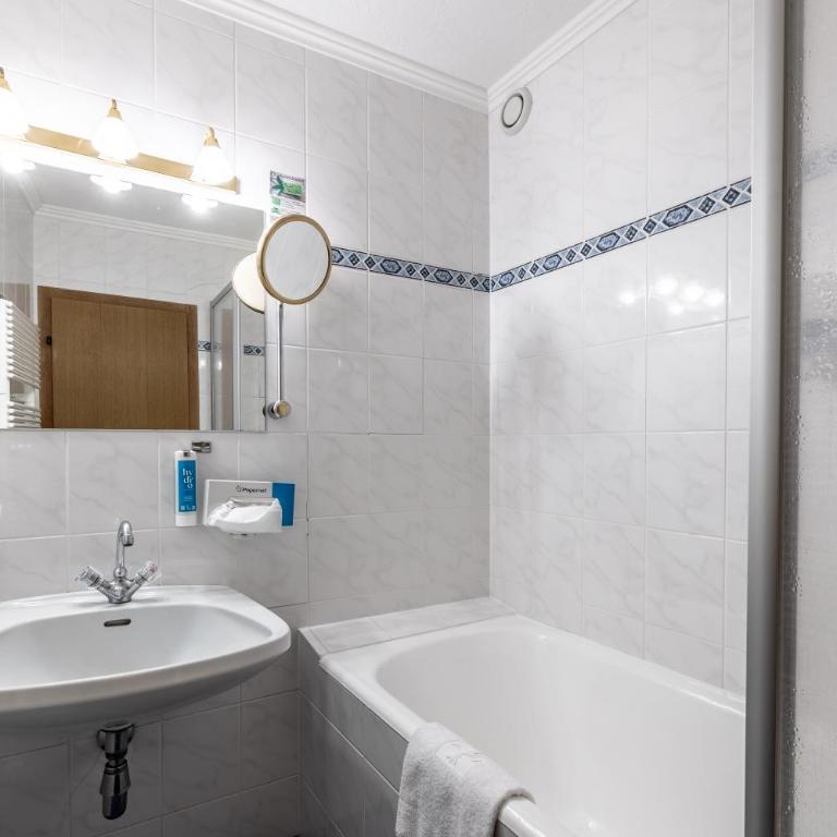 keyone rooms Finkenberg - Standard Doppelzimmer - 3