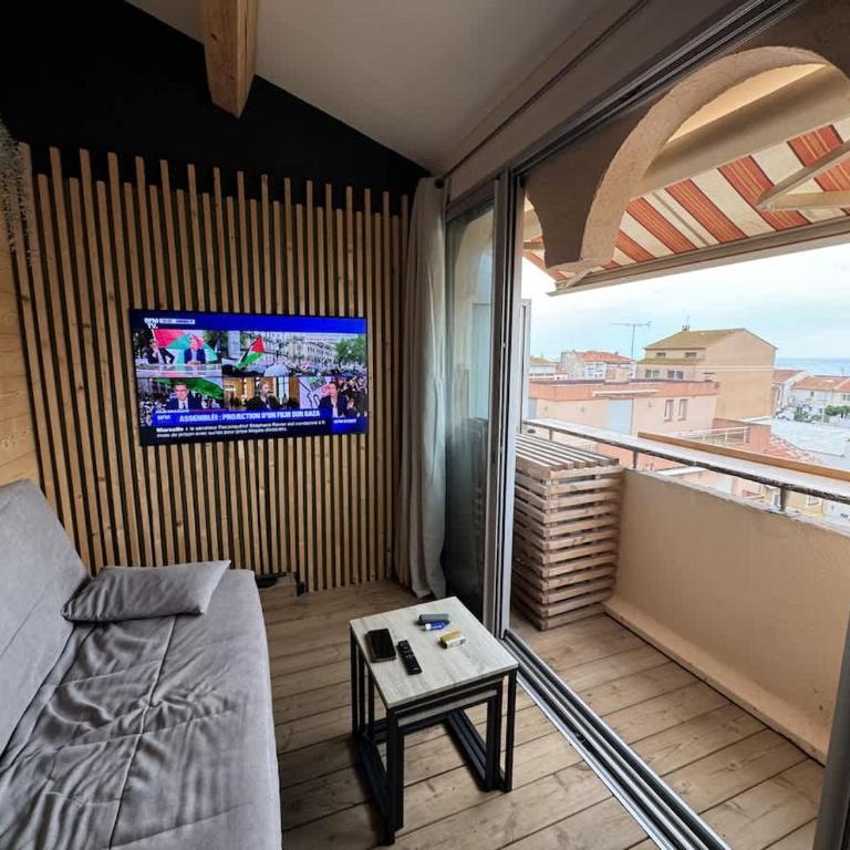 Duplex avec Vue Mer A Deux Pas de la Plage - Apartment with Sea View - 16