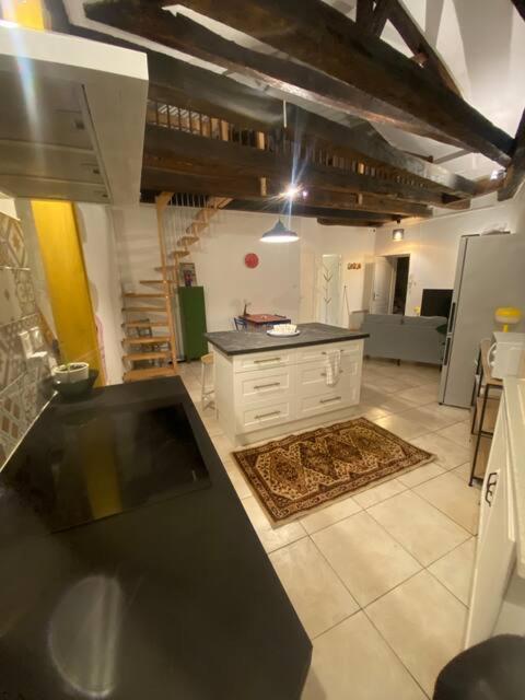 Grands appartements dans la vieille ville - Apartamento de 2 dormitorios con vistas - 8