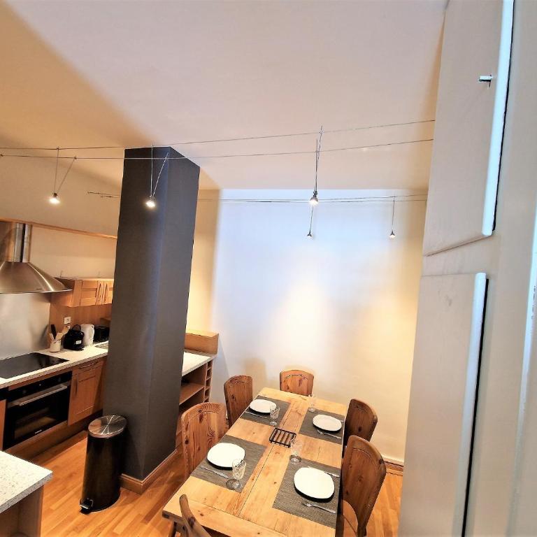 Le Majestic Superbe Appartement Centre Chamonix - Apartamento Clásico - 5