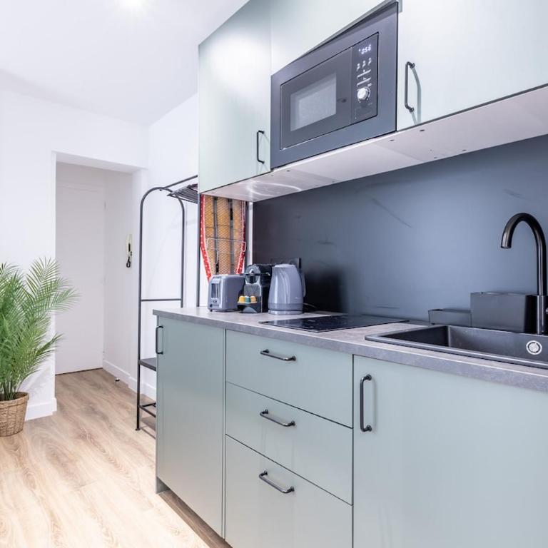 Chic 4-Star Studio Only 10 Minutes from Le Marais - Appartement 1 Chambre - 3