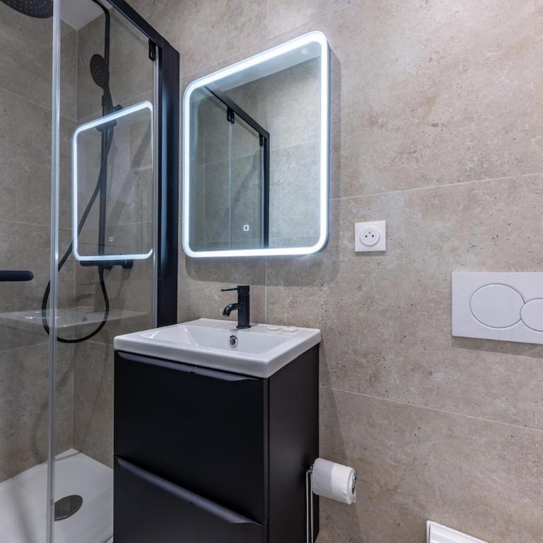 Chic 4-Star Studio Only 10 Minutes from Le Marais - Appartement 1 Chambre - 17